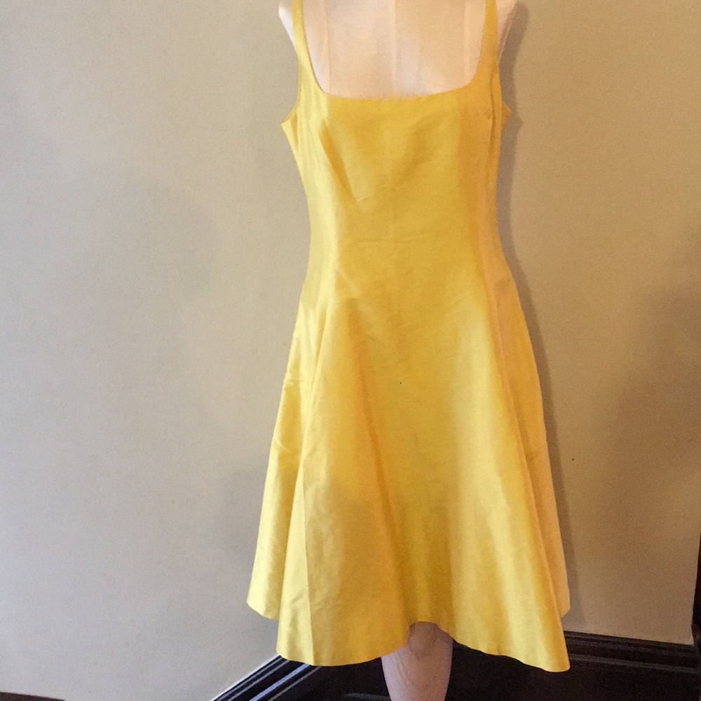 Stunning —Ralph Lauren yellow silk dress size 10